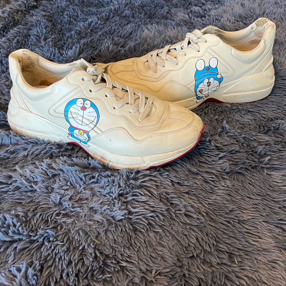 Gucci shoes
